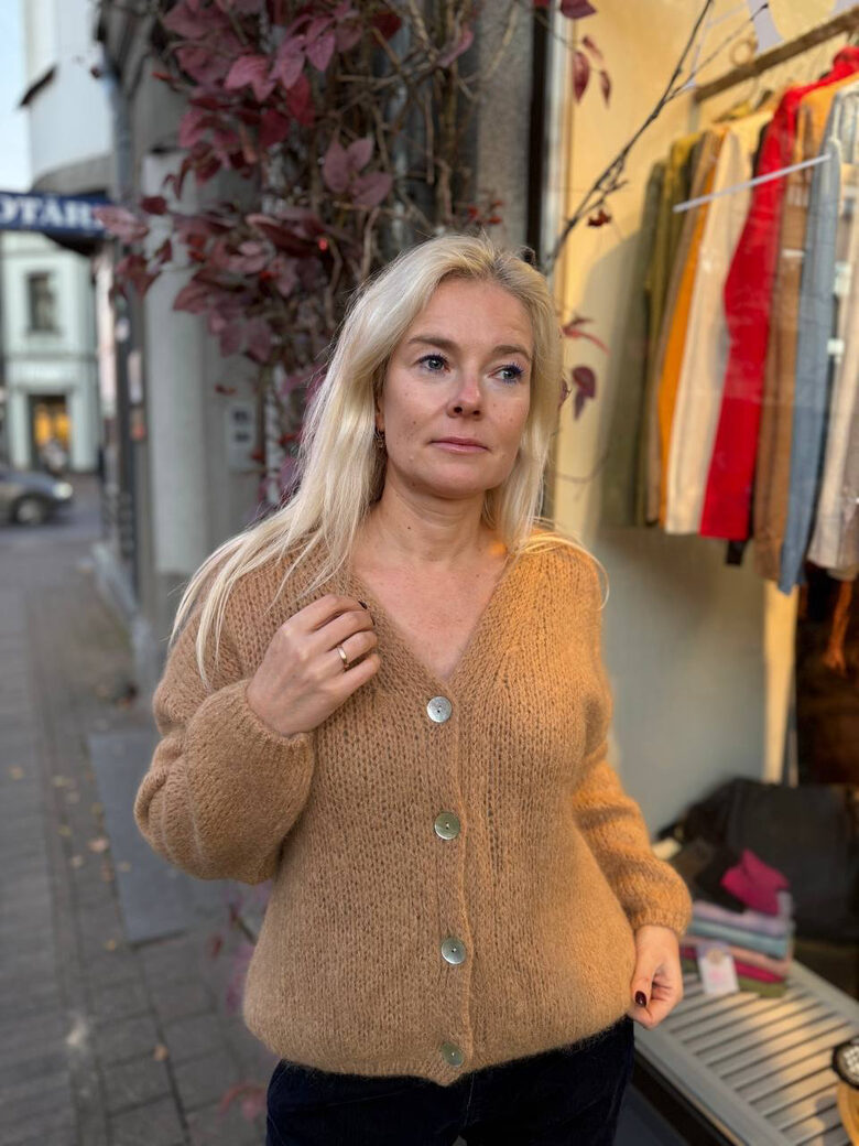 Kardigans ar kidmohēru un vilnu Universāls izmērs Brūns